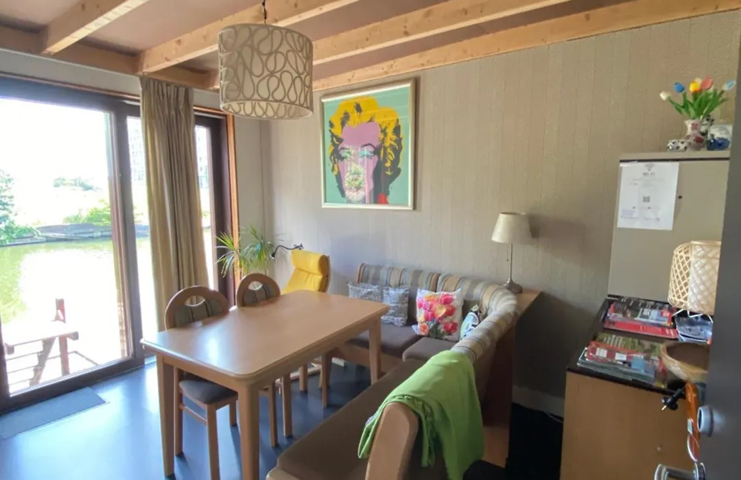 T Kan Verkeren - Houseboat-1